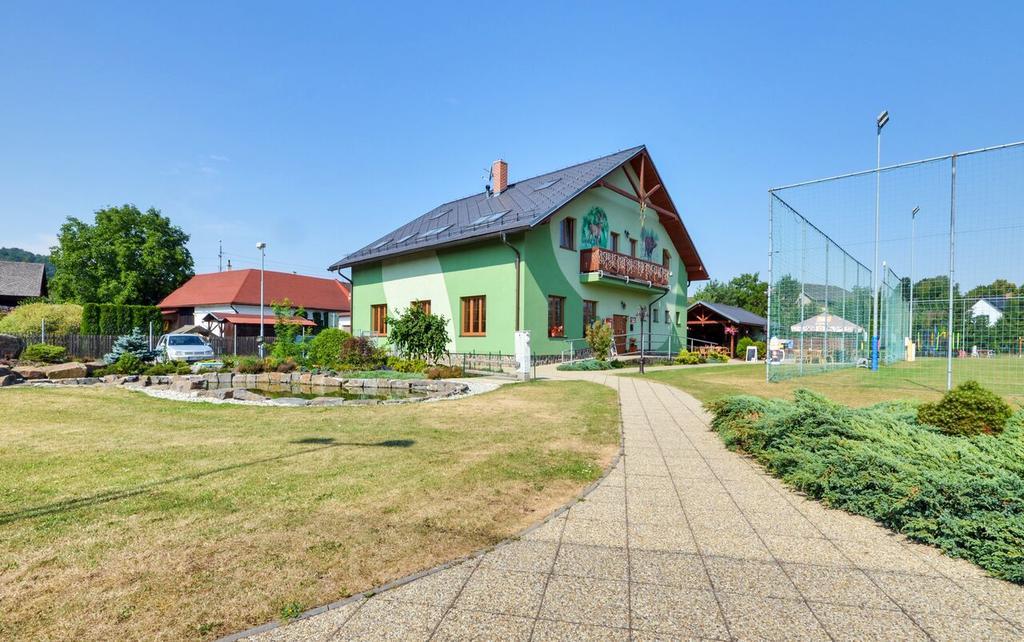 Restaurace A Penzion Kamenec Jilešovice 외부 사진